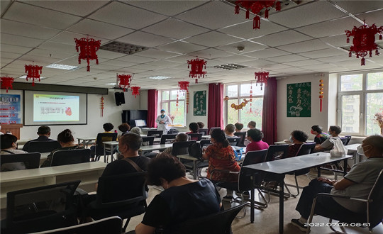 15. 康健公司举行高血压、、、心脑血管课堂_副本.jpg